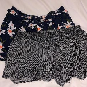 2 pack Old Navy fabric shorts